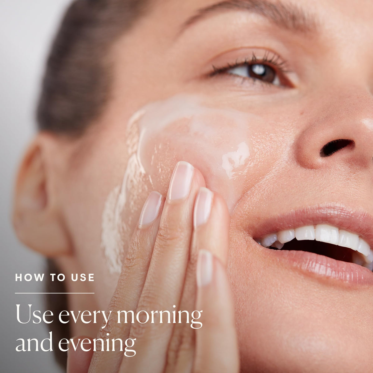 ELEMIS Dynamic Resurfacing Facial Wash - Gentle Travel Size Daily Gel Cleanser - Enzyme-Powered Skin Refining Formula - Sensitive Skin Friendly - 30ml